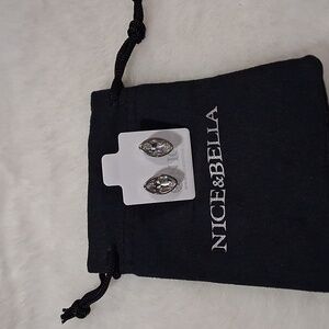 Nice & Bella Silver Marquise Earrings